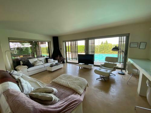 Villa Infinity Pool House In Vilopriu