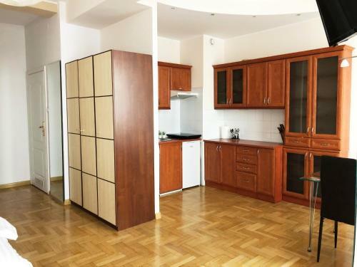 Apartamento Sienna 93 - Cozy Studio By Homeprime