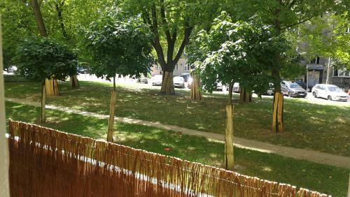 Labo Apartment Metro Plocka