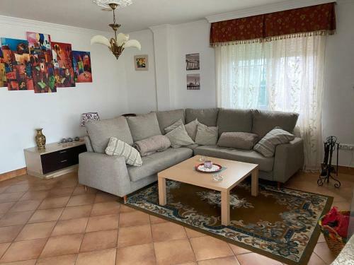 Pe�as Houses