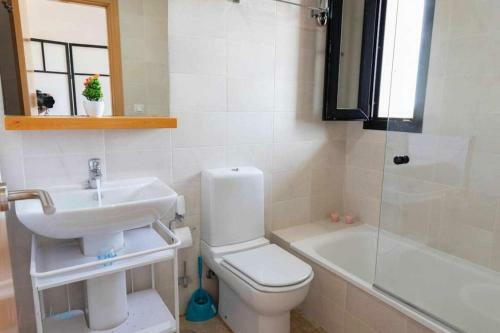 Apartamento Junto A La Playa Con Piscina Y Parking