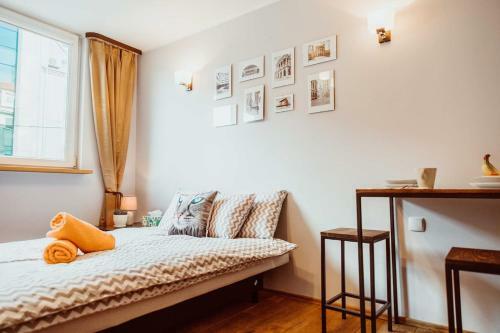 Beautiful Apartment In Downtown Wroc?aw