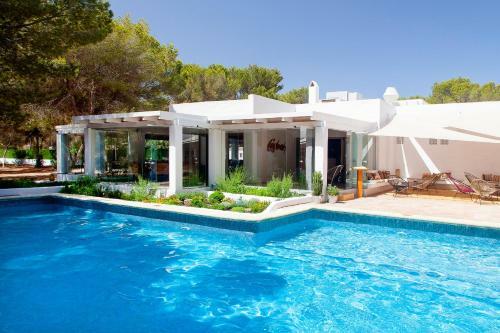 Hostal Casbah Formentera Hotel & Restaurant