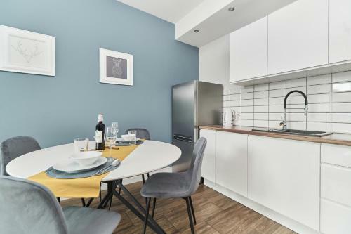 Apartments Odra Tower Wroc?aw By Renters
