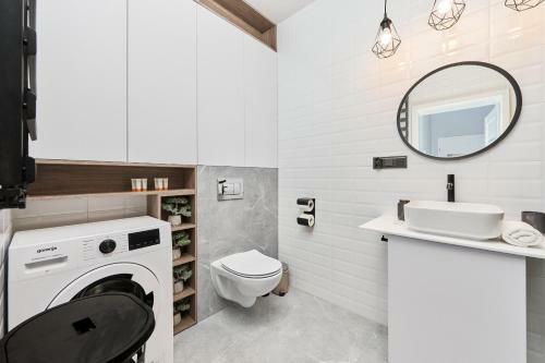 Browary Wroclawskie Apartments By Renters