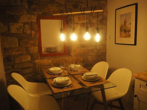 Apartamento Piso Con Encanto En La Parte Vieja.