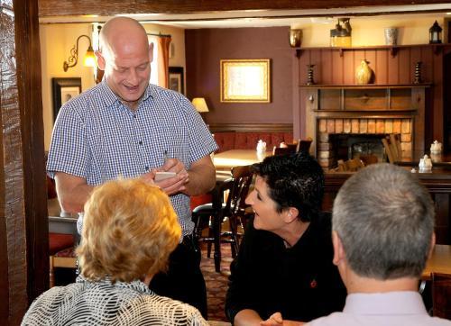 Posada The Red Lion Hotel By Marston's Inns