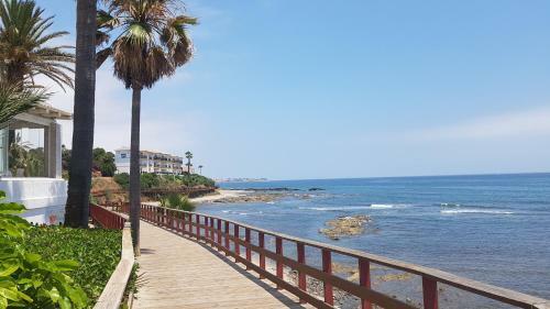 Luxurious Seaview Apartment 6p, La Cala de Mijas