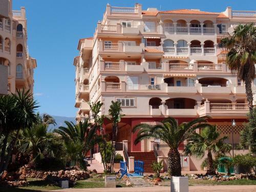 Luxury Apartment In Central Almerimar