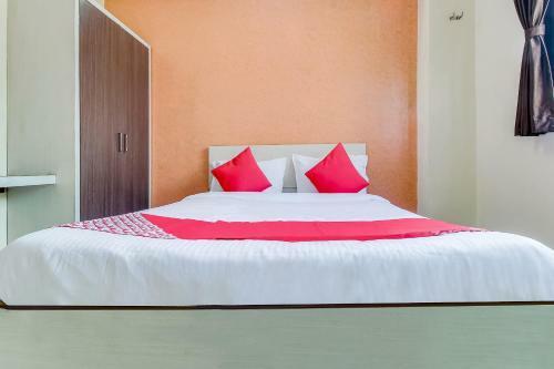 Oyo Flagship 48365 Hotel Shiva's Castle