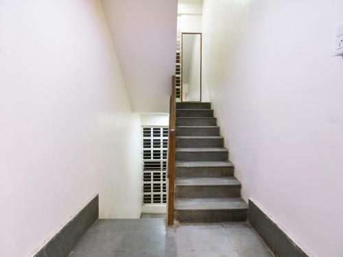 Hotel Oyo Flagship 73609 Sadanand Palace