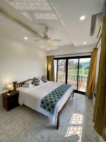 Hostal Shanu's Seaside Inn