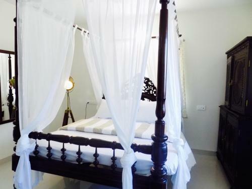 Sun N Sand Apartments, Candolim, Goa