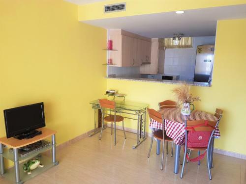 Magn�fico Apartamento Junto Al Canal Principal.
