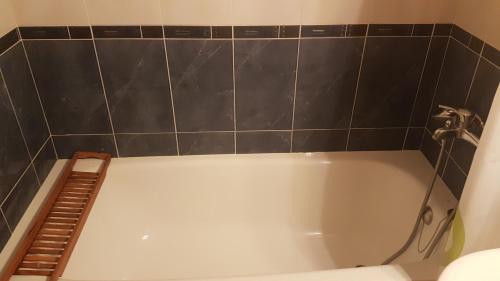 Magn�fico Apartamento Junto Al Canal Principal.
