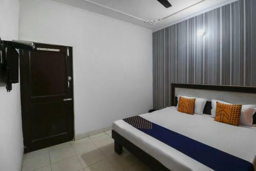 Spot On 66926 Hotel Sun Light