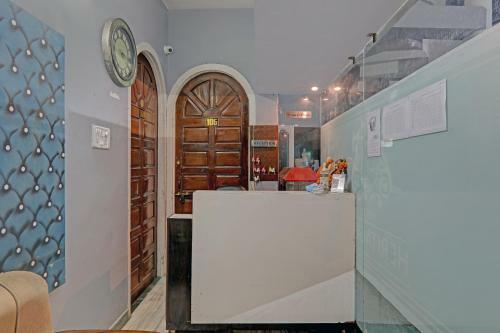 Hotel Capital O 81356 Heritage Inn