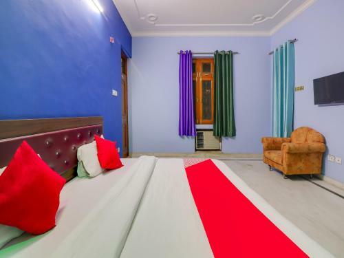 Hotel Oyo Flagship 74036 Golden Residency 2