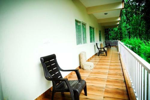 Lakeview Nest Homestay