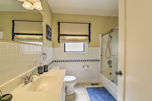 Charming Antioch Home With Private Yard And Grill