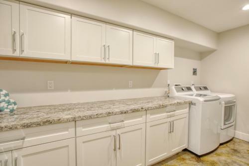 2885abd4-4bdrm Casa Blanca