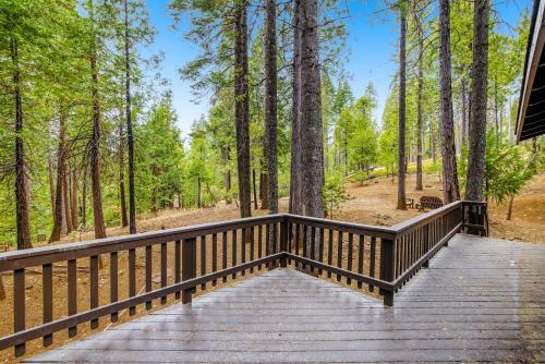 Blue Lake Springs Retreat