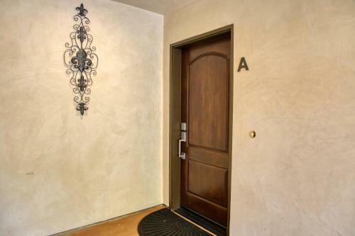 2885abd3-3bdrm Casa Blanca