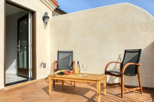 2885abd3-3bdrm Casa Blanca