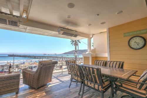 Beach Front In Avila - 370frnt