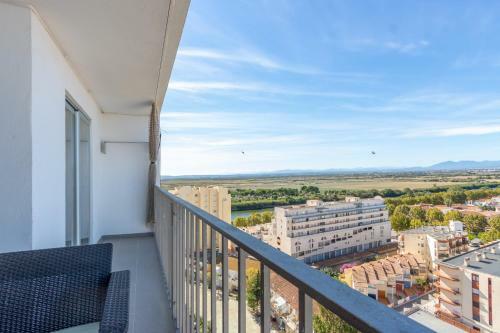 Apartamento Primera Linea de Mar, Vistas, Centro, (Silv-13)