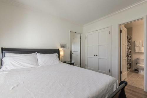 Apartamento Cozy Cottage - Full Kitchen & At-home Comfort
