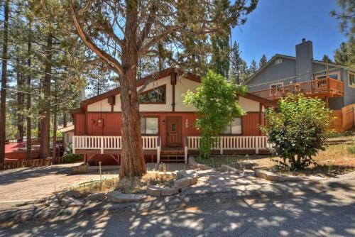 Doormat Vacation Rentals - Sherwood Chalet