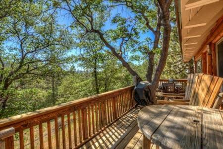 Doormat Vacation Rentals - Moonridge Mountain Manor