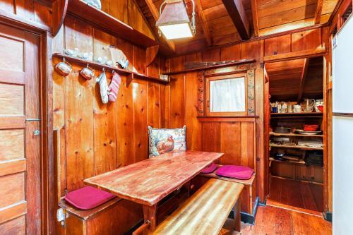 Hobbit House In Big Bear