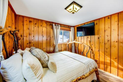 Black Raven Cabin