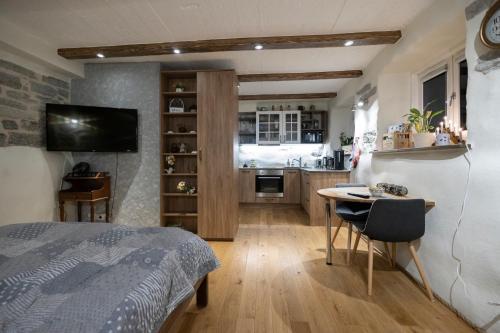 Like Home Apartments Salme 31