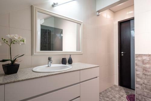 R43 Apartment