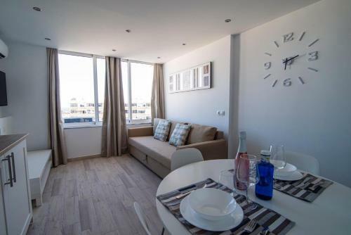 Playa Del Ingl�s Apartament Blanco 807
