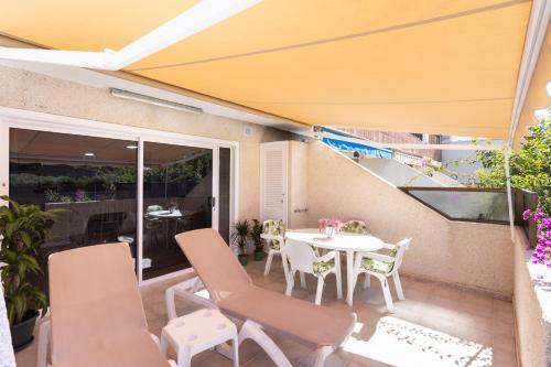 126 Gigantes Cliff Apartment By Sunkeyrents