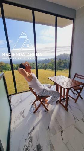 Hacienda Arenal Luxury Village