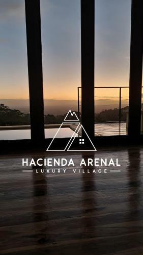 Hacienda Arenal Luxury Village