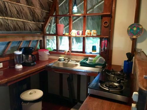 Hostal Cabinas Los Cocos, Cabinas Con Cocinas