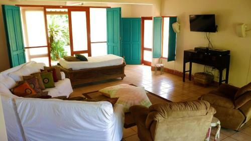Come Enjoy Our Family Beachfront Home!