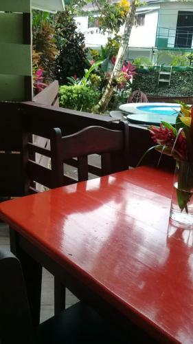 Bed & Breakfast La Monta�ita Lodge
