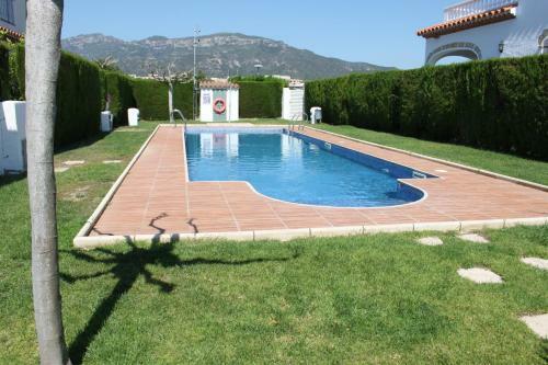 Chalet Peywand Con Piscina Comunitaria