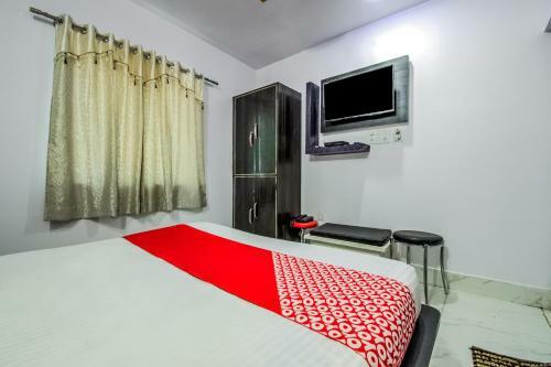 Hotel Vaccinated Staff - Oyo 14993 Rp Palace