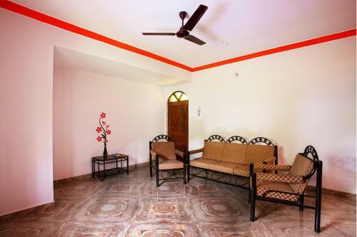 Hostal Santana Guest House