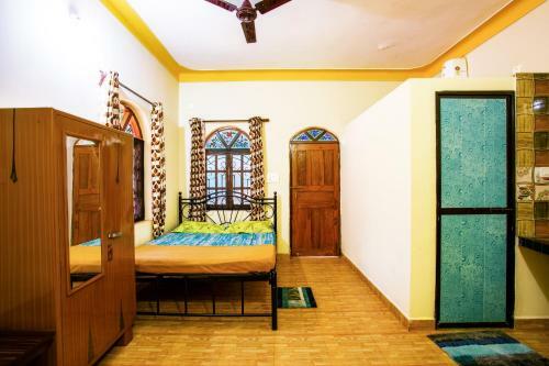 Hostal Santana Guest House