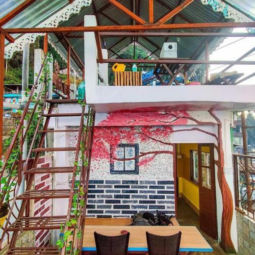 Suzams Cafe N Homestay