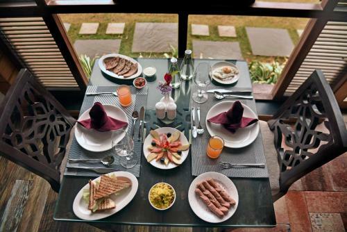 Hotel Chamong Chiabari Mountain Retreat